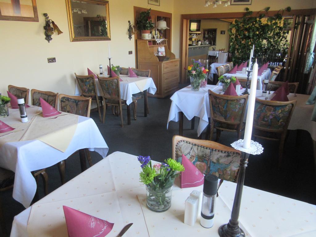 Hotel Restaurant Jonkhans ريز المظهر الخارجي الصورة