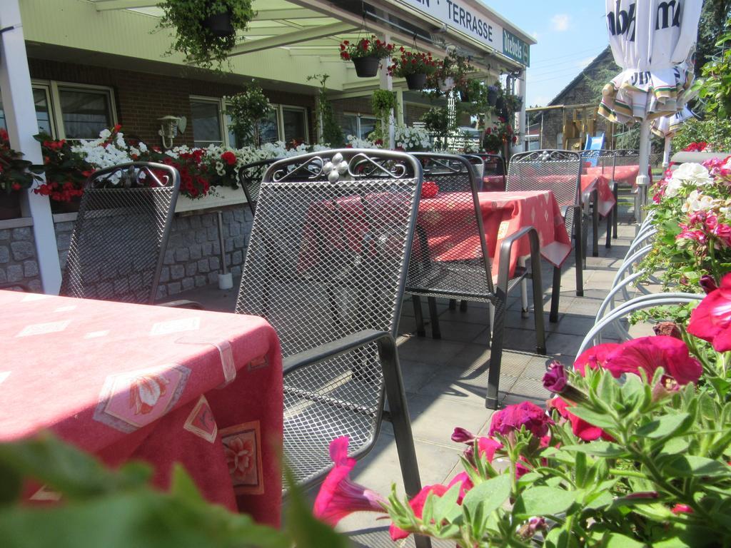 Hotel Restaurant Jonkhans ريز المظهر الخارجي الصورة