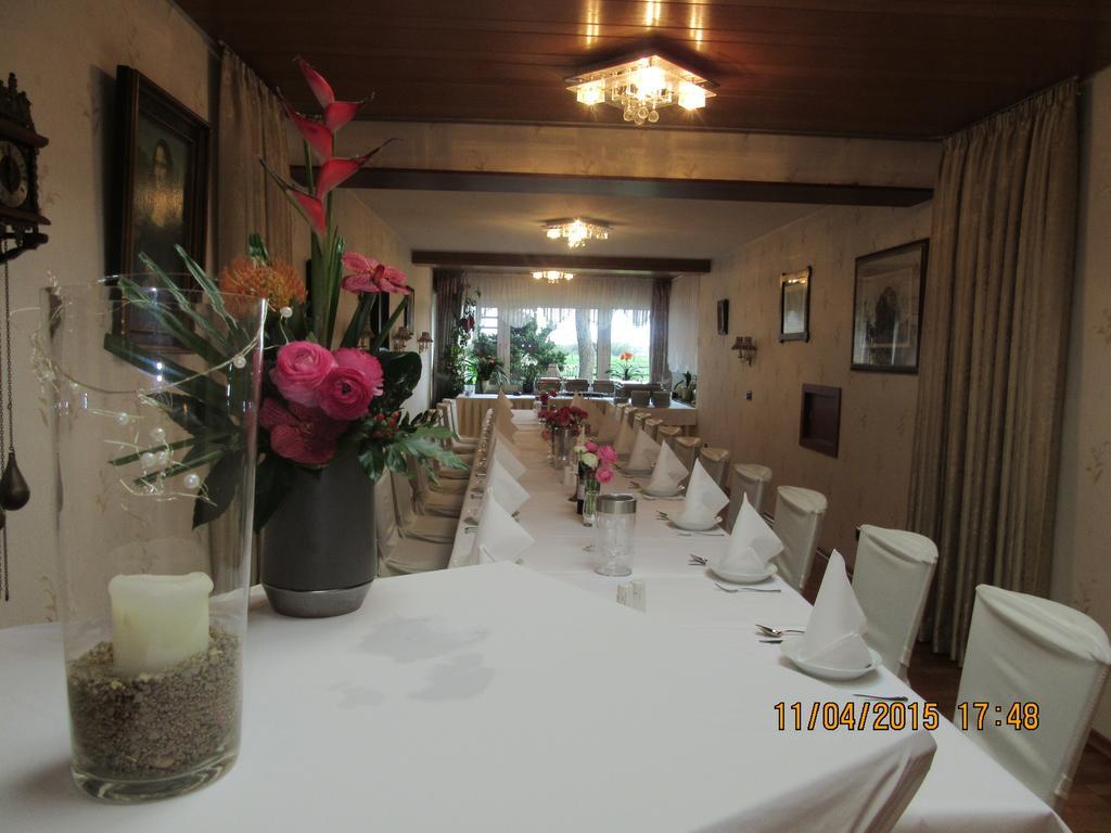 Hotel Restaurant Jonkhans ريز المظهر الخارجي الصورة