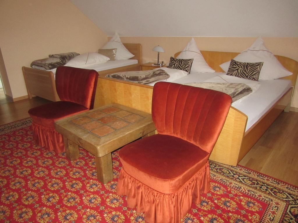 Hotel Restaurant Jonkhans ريز المظهر الخارجي الصورة