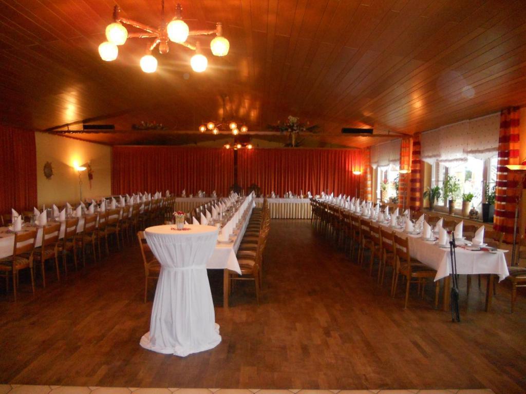 Hotel Restaurant Jonkhans ريز المظهر الخارجي الصورة